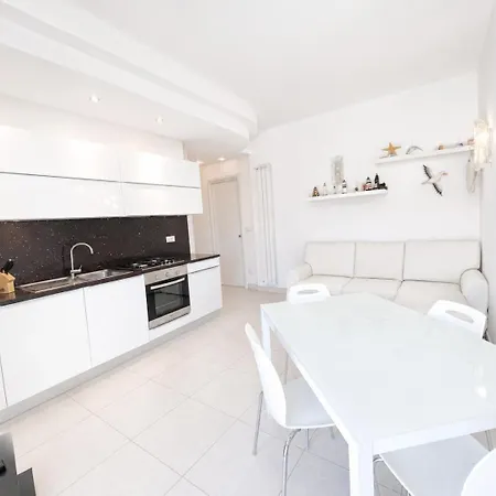 Hostdomus - Esperidi Appartement *